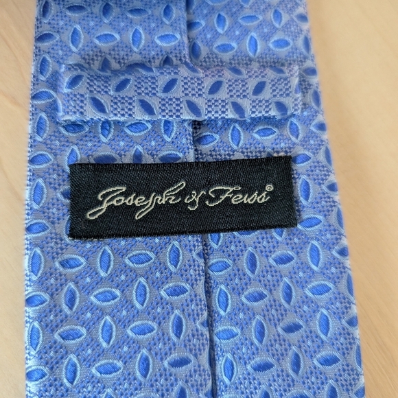 Joseph & Feiss Blue Silk Geometric Tie - Picture 5 of 9